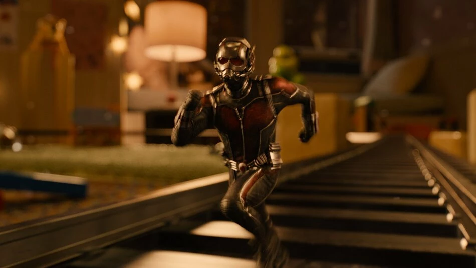 Ant-Man (2015) 5 Ant-Man (2015) – Image 3