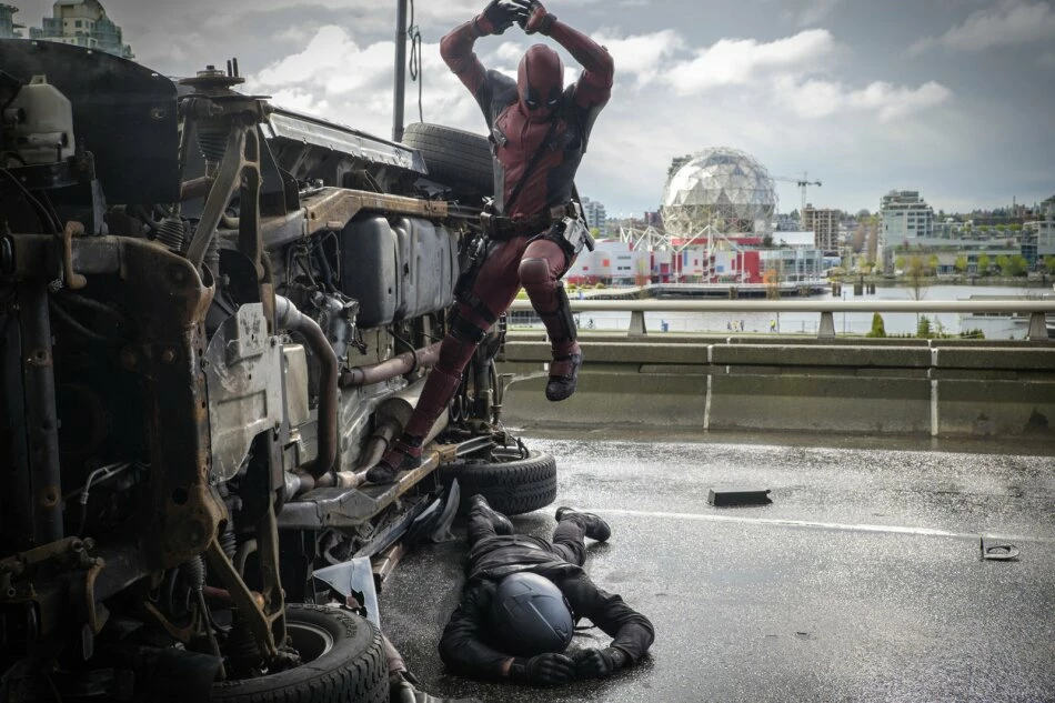 Deadpool (2016) 6 Deadpool (2016) – Image 4