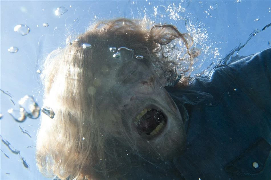 Fear The Walking Dead - Staffel 2 (Uncut, 4 Blu-rays) 7 Fear The Walking Dead - Staffel 2 (Uncut, 4 Blu-rays) – Image 5