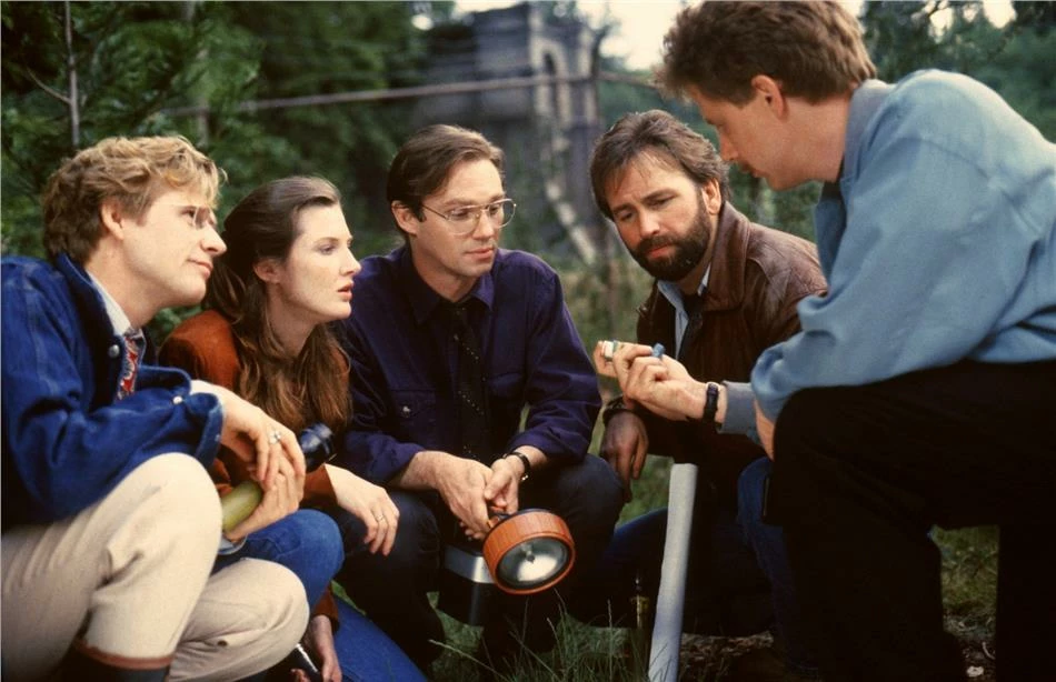 Es (1990) 6 Es (1990) – Image 4