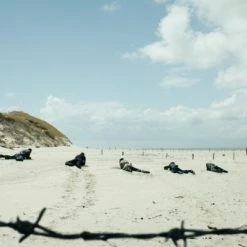 Unter Dem Sand - Das Versprechen Der Freiheit (2015) 23 Unter Dem Sand - Das Versprechen Der Freiheit (2015) -Blu-ray 2016 Sales Store 15418930 12 92